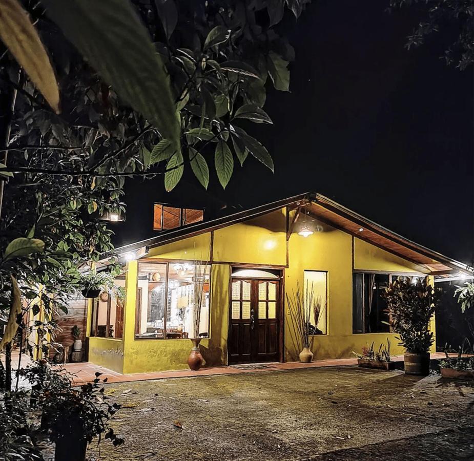 Senz Chalet Riverside - Mindo Dış mekan fotoğraf